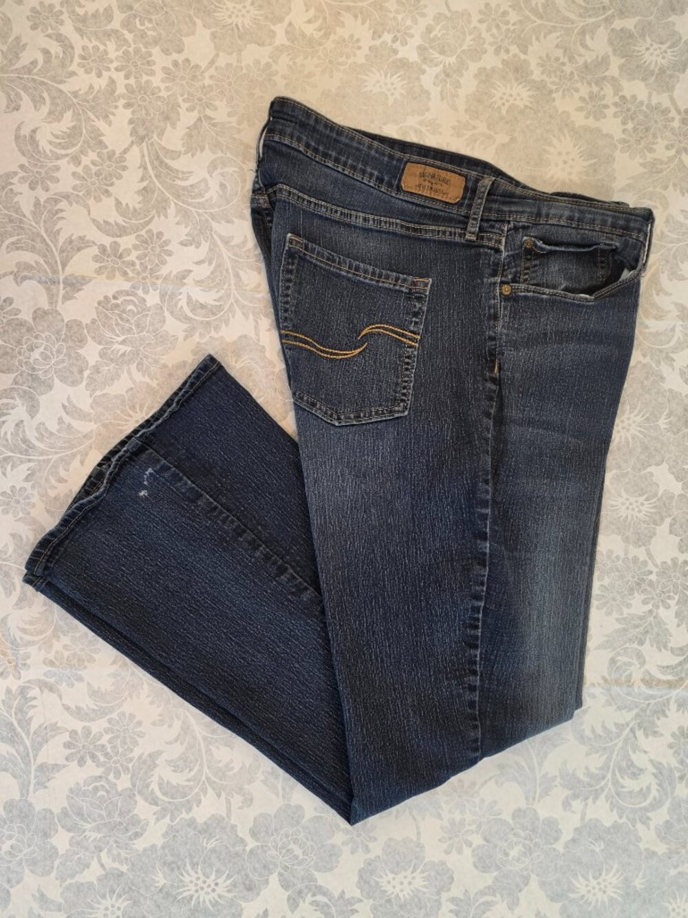 ✨ Signature by Levi Strauss Modern Bootcut Jeans Size 20M (36x32) Dark Wash - Picture 4 of 15